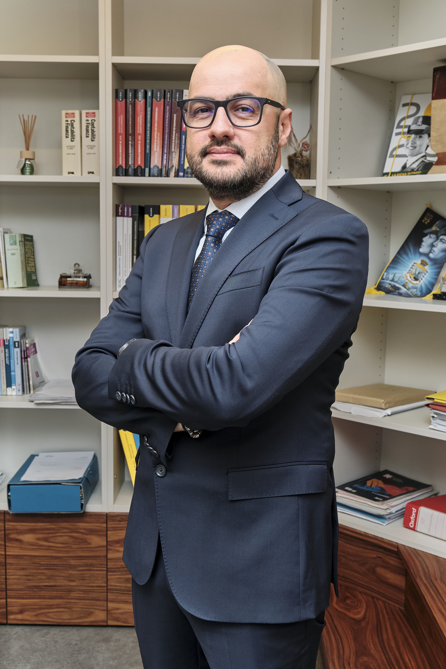 SD Tax & Consulting il team Vincenzo Savoia immagina